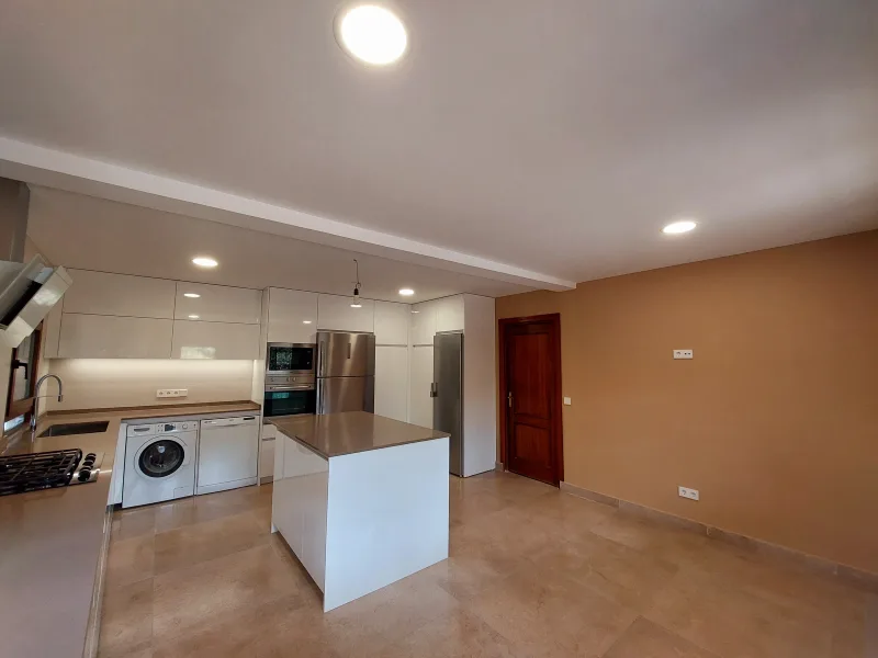 Reforma integral de cocina en Calle Los Morales. Moralzarzal, foto 3 de 41