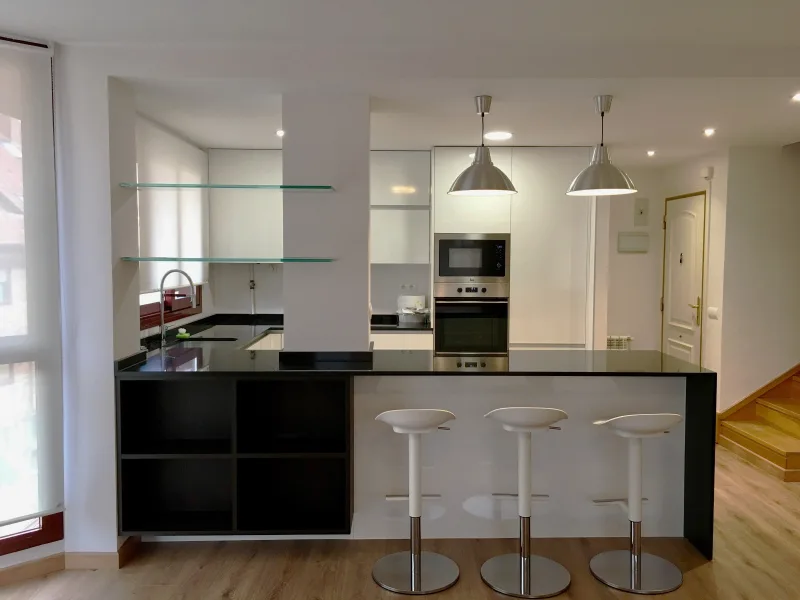 Cocina abierta al salón en Majadahonda, foto 3 de 11